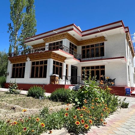 Nature Palace Farmstay She Exterior photo